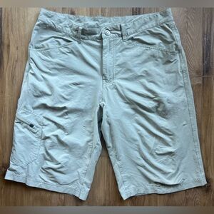 Patagonia Rock Craft Shorts Mens Size 34 Khaki Stretch Hiking Climbing